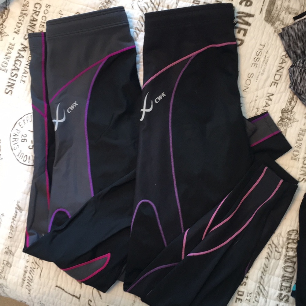 2 pairs of CWX leggings!!